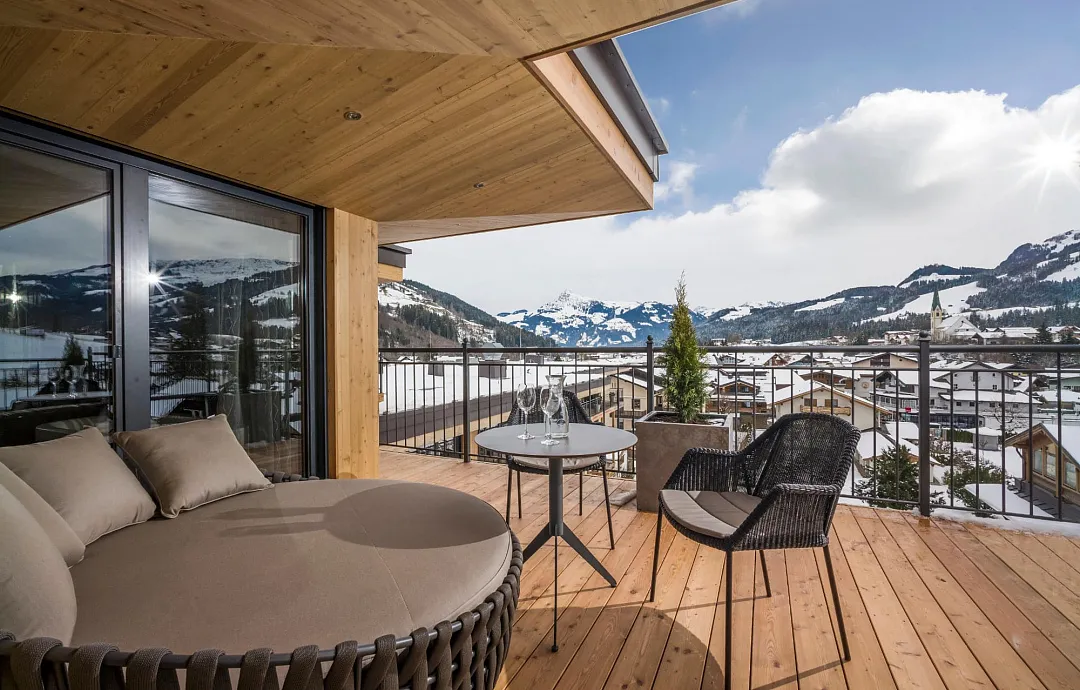 2_panoramajuniorsuite_kirchberg.jpg