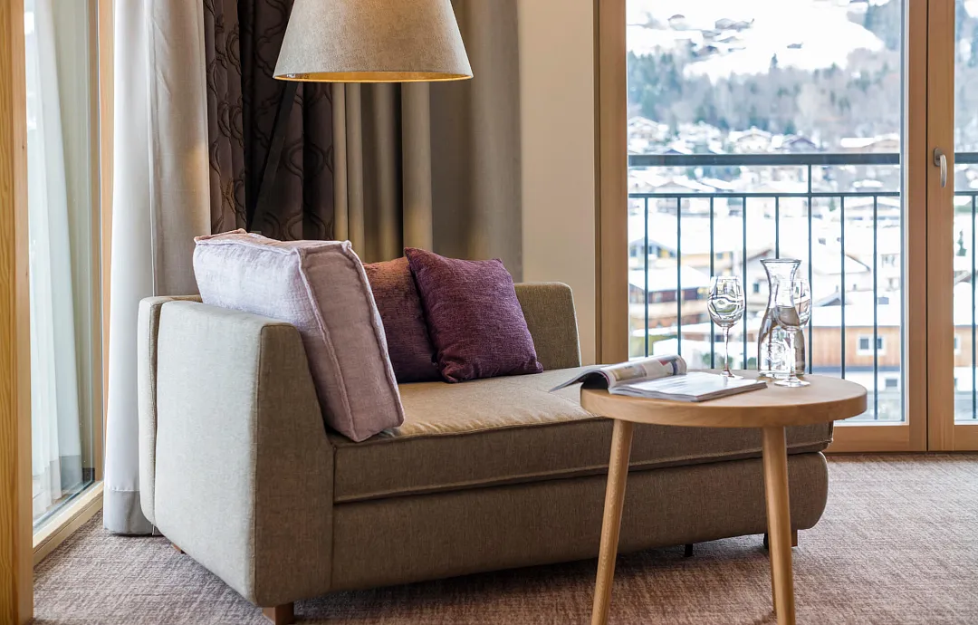 hotel_zentral_kirchberg_suite_503_maierl_2.jpg
