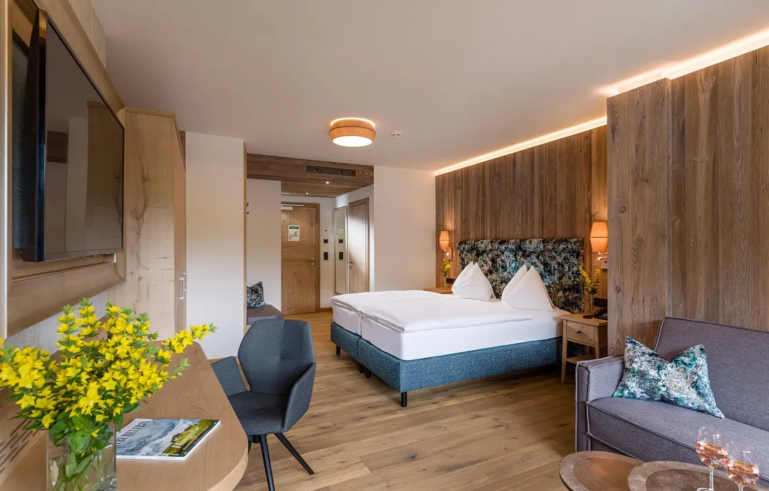 hotel_zentral_stoecklfeld_7_kirchberg_06_2022_zimmer_306_3.jpg